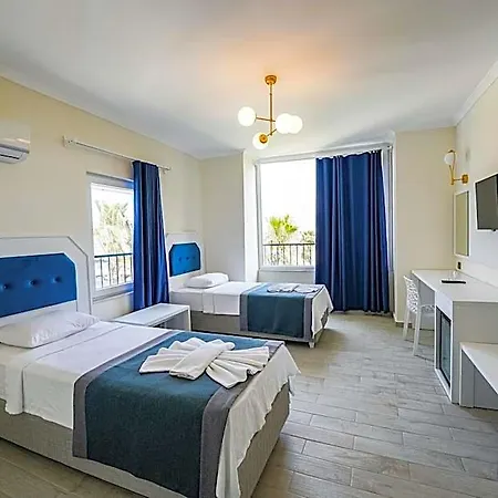 Blue Pearl Otel 3*